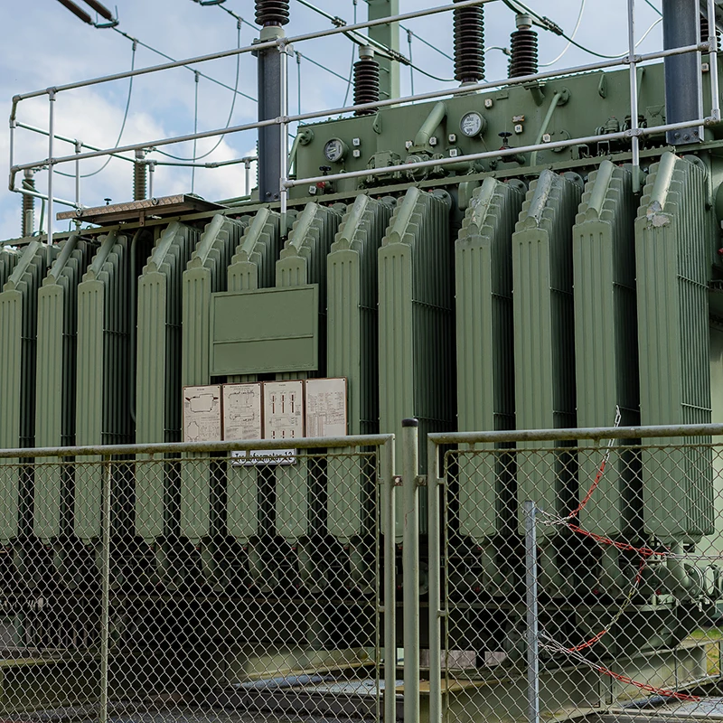 What types of transformer voltage regulation are there? 